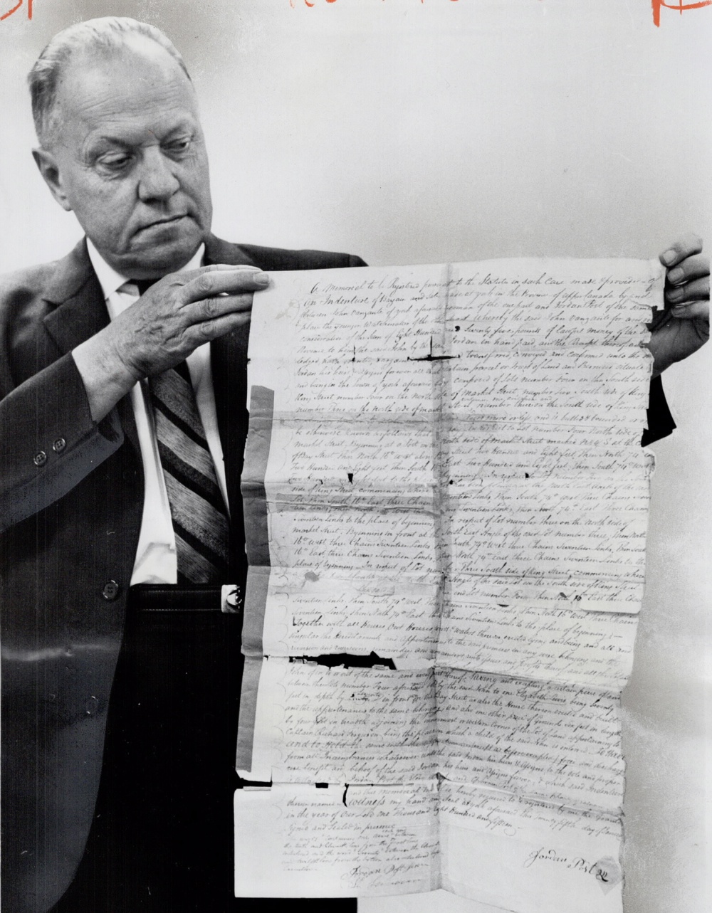 Ernest Lynn, Register of Deeds, holds the Jordan Post Vanzante agreement 1968 TPL
